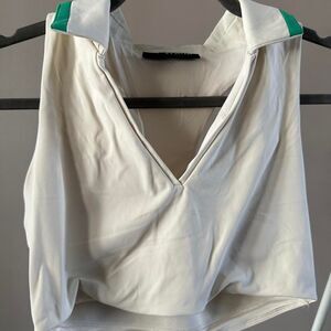 Crane Women's White and Cream Crop-top